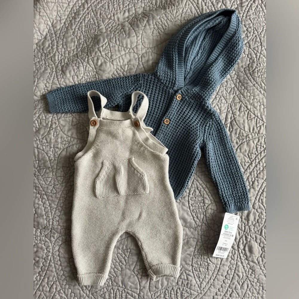 SOLD Carters newborn bundle
